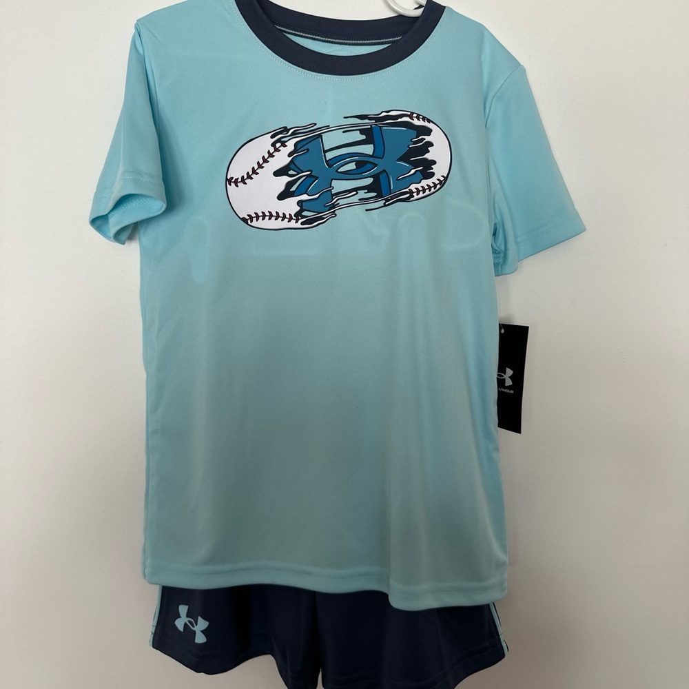 Under Armour Boys Baseball Shirt and Shorts Set Size 6